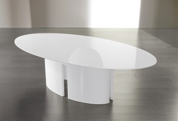 Gong dining table 02-1830x1245